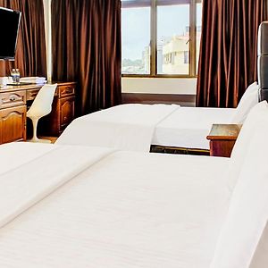 Family King Suite
